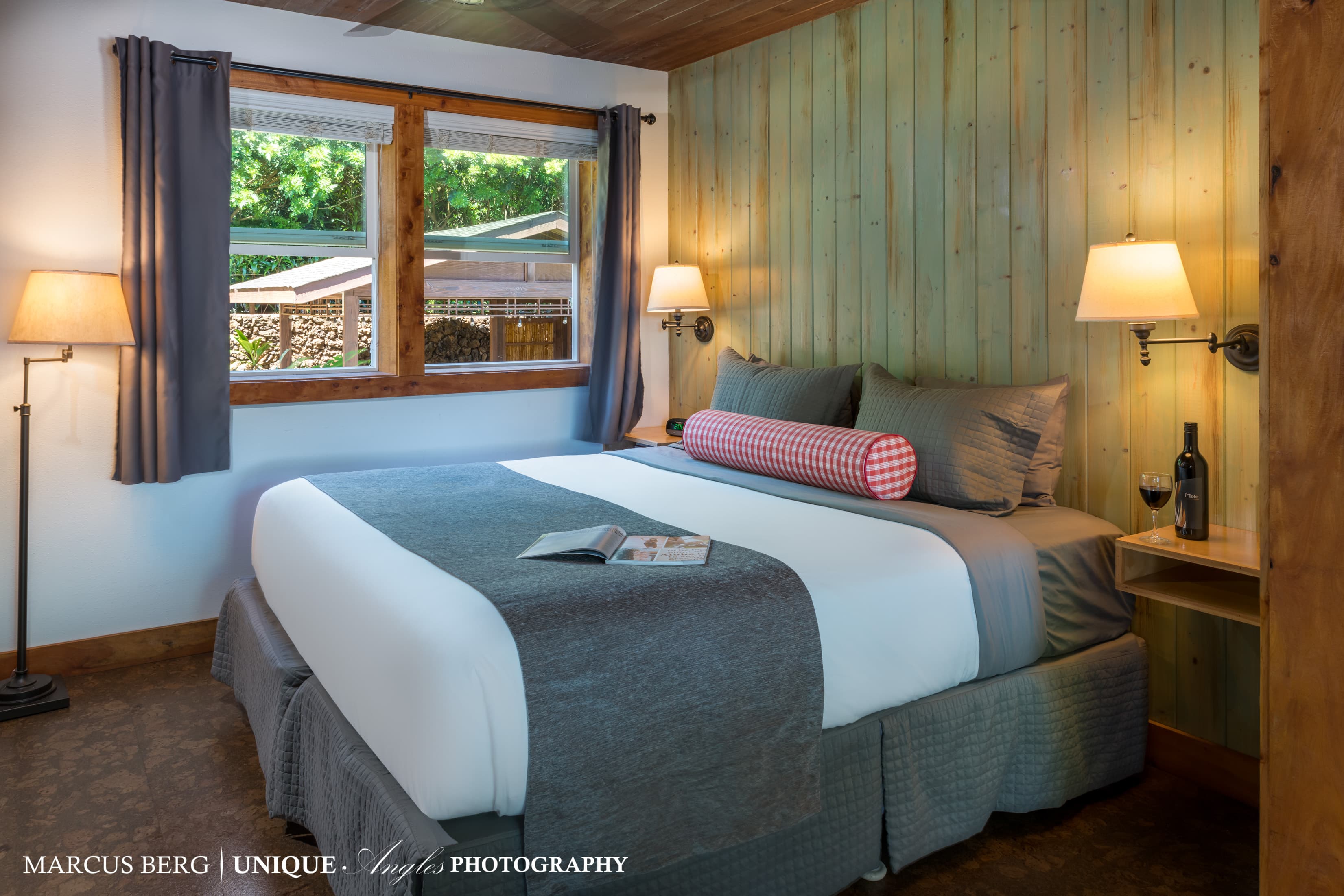 Kitchenette (king bed)