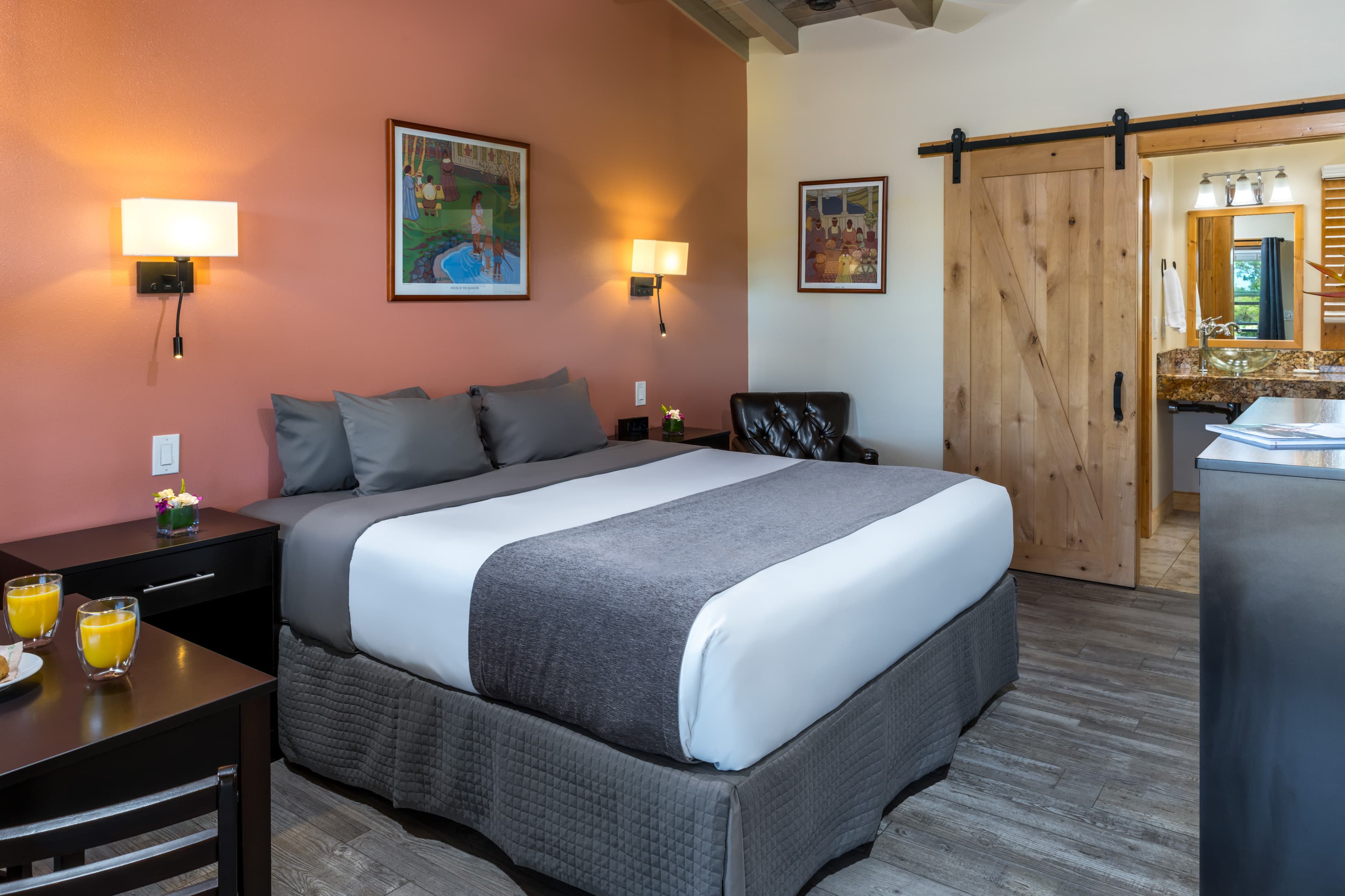 Deluxe Suite (second floor with king bed)
