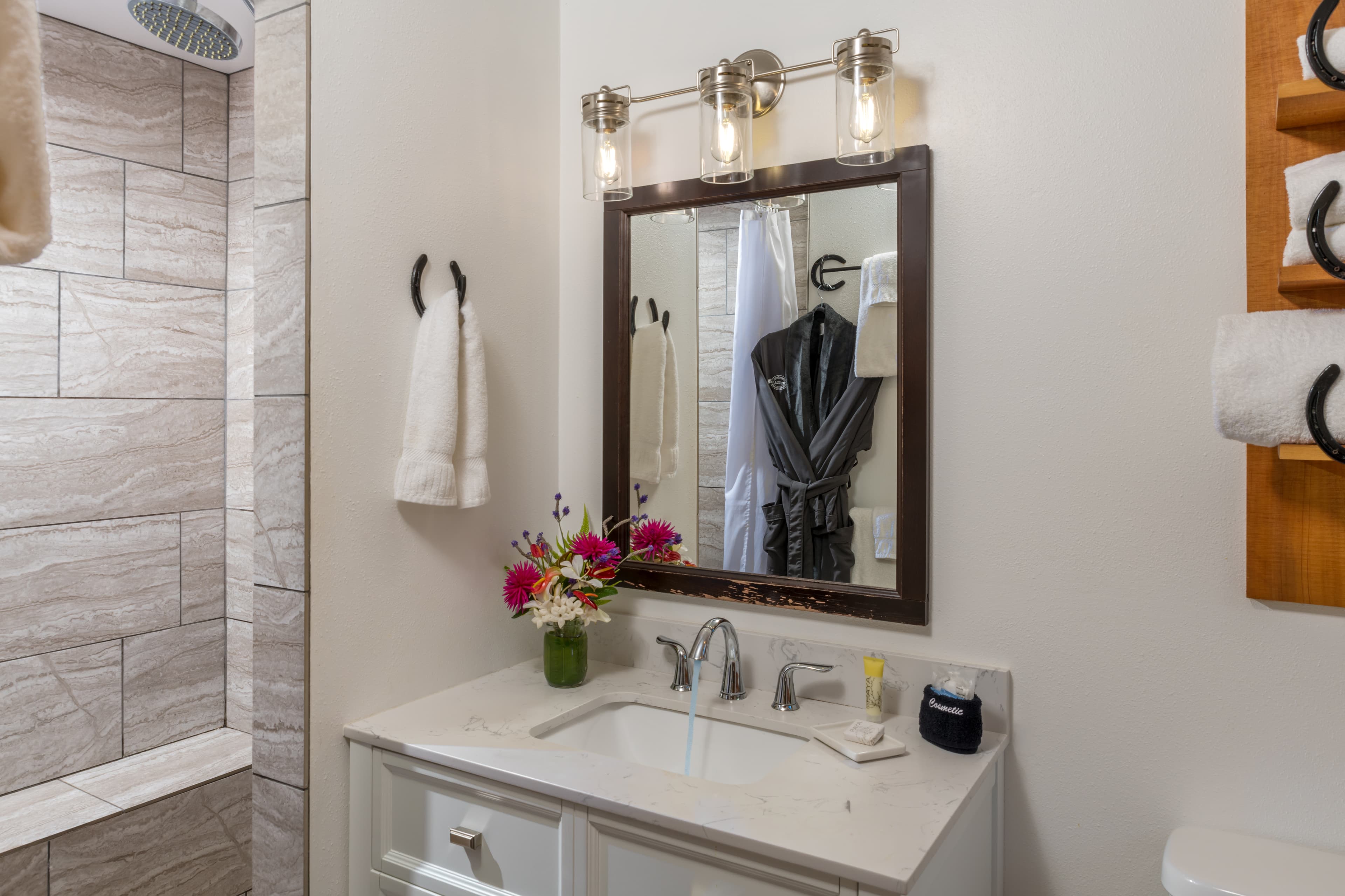 Kitchenette (bathroom)